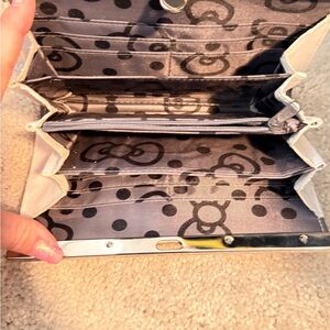 Hello Kitty White Wallet Accordion Style